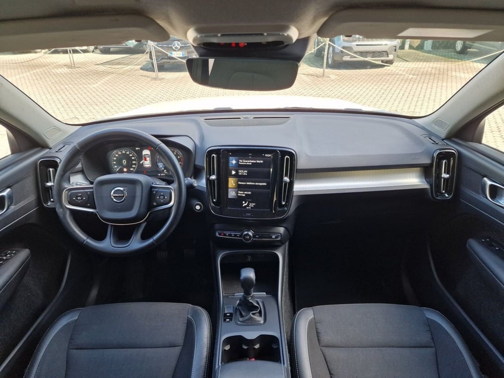 Volvo XC40 usata a Verbano Cusio Ossola (2)