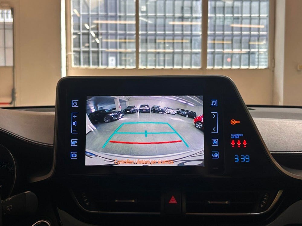 Toyota Toyota C-HR usata a Verona (14)
