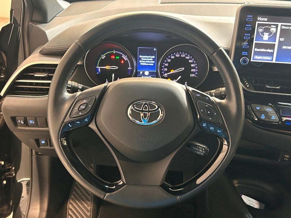 Toyota Toyota C-HR usata a Verona (11)