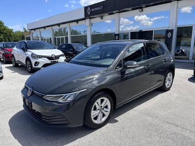 Volkswagen Golf 1.5 TGI DSG Life del 2022 usata a Jesi