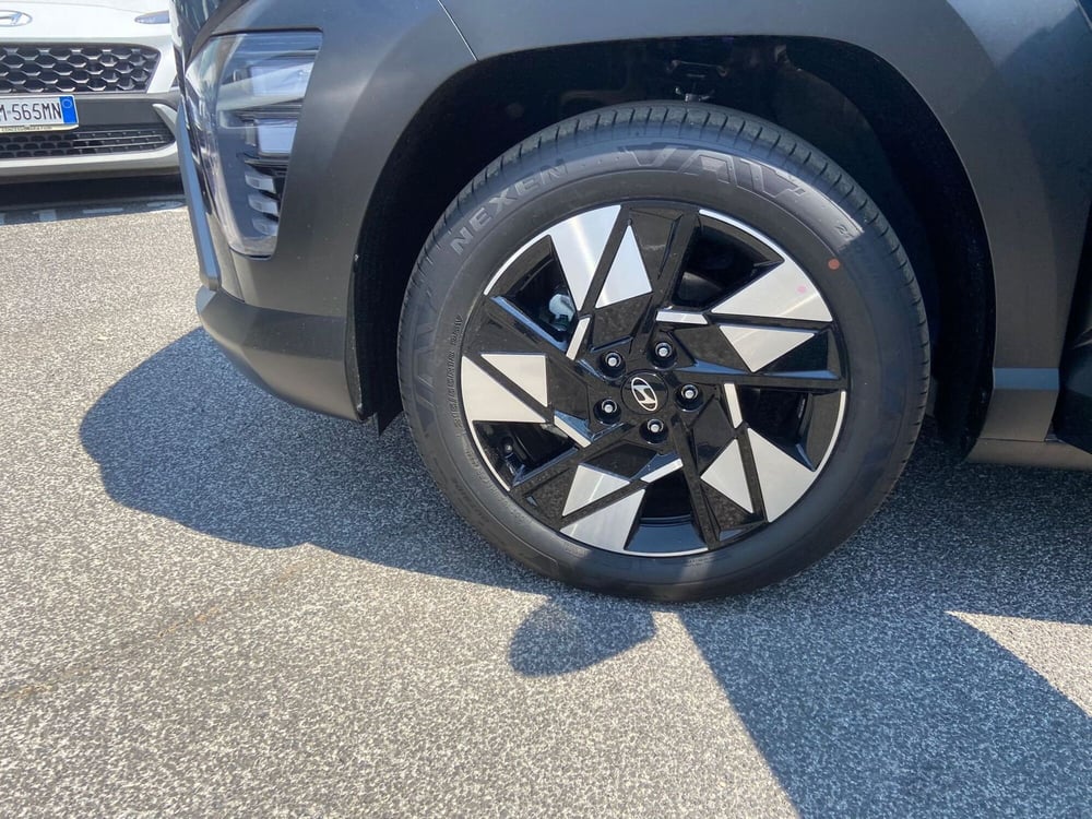 Hyundai Kona nuova a Roma (10)