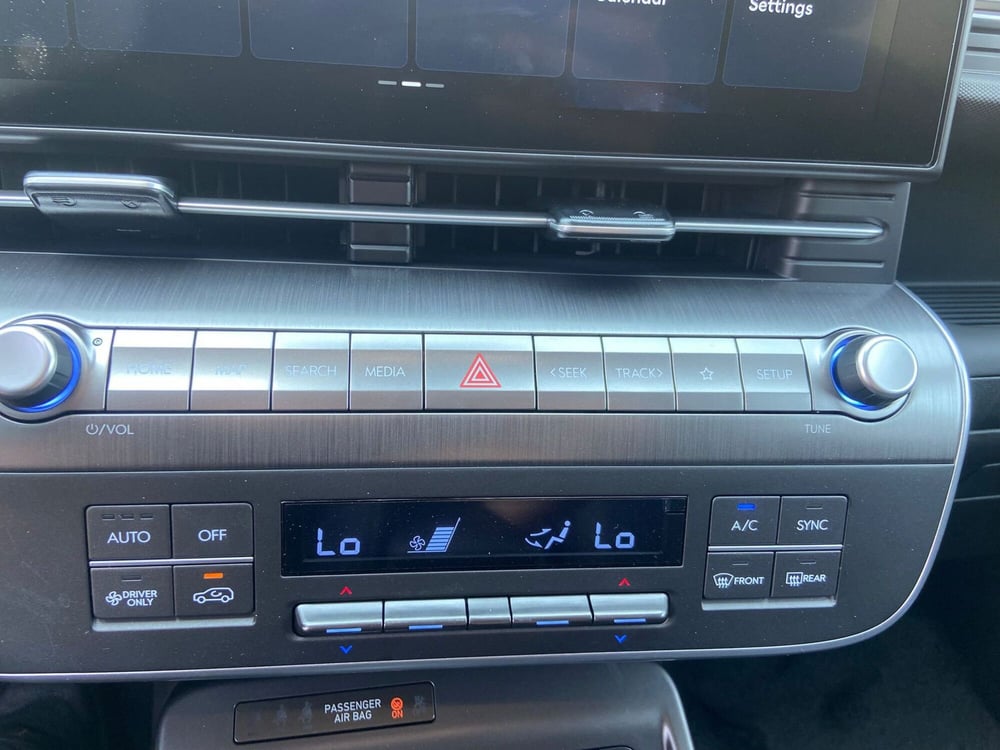 Hyundai Kona nuova a Roma (11)