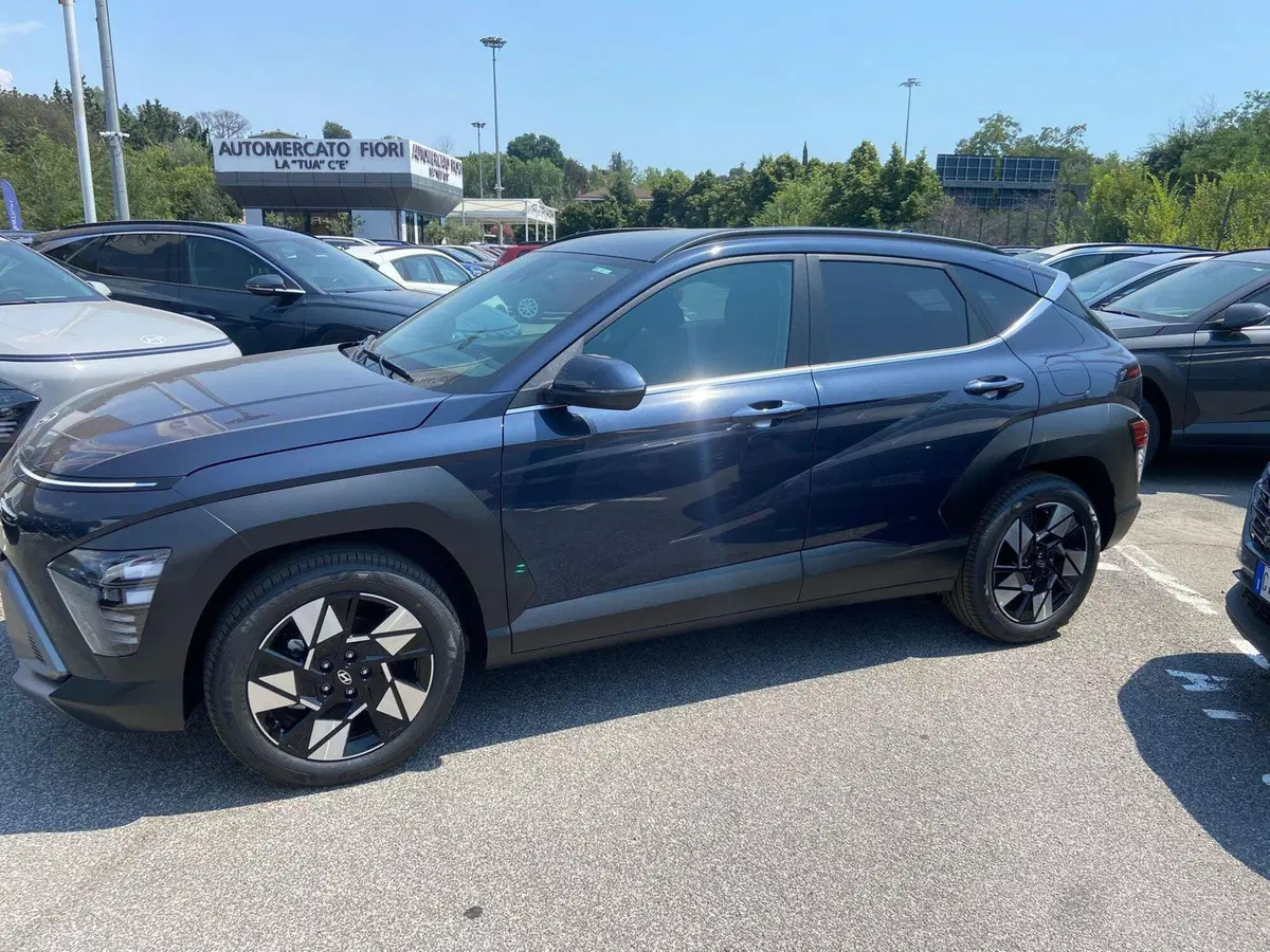 Hyundai Kona nuova a Roma (6)