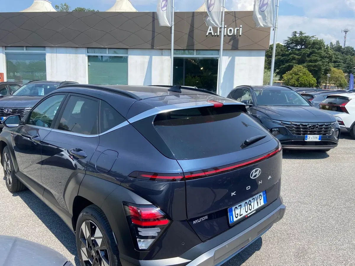 Hyundai Kona nuova a Roma (7)
