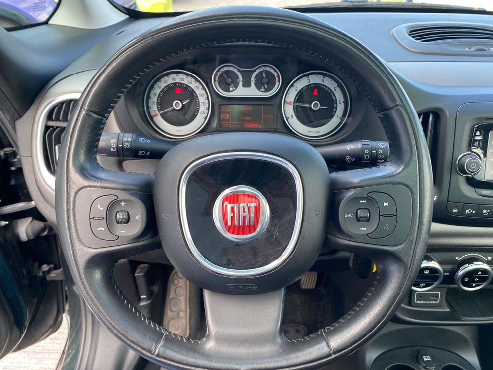 Fiat 500L usata a Milano (13)