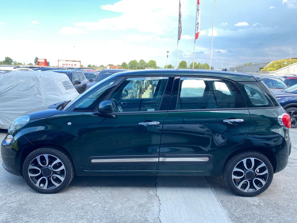 Fiat 500L usata a Milano (2)
