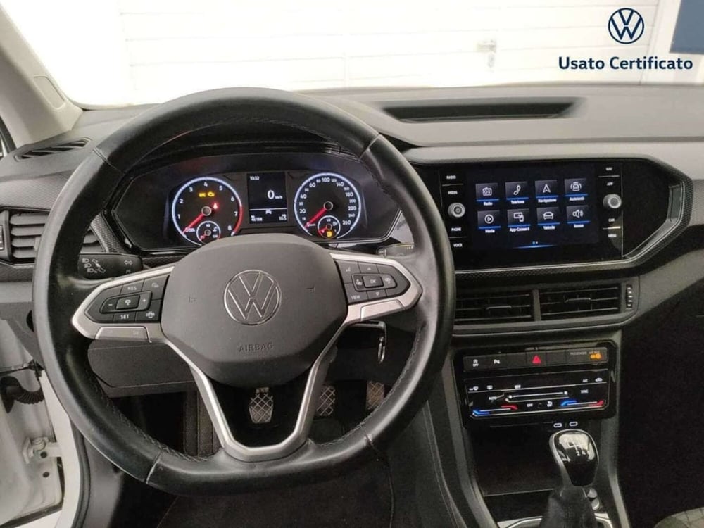 Volkswagen T-Cross usata a Varese (11)