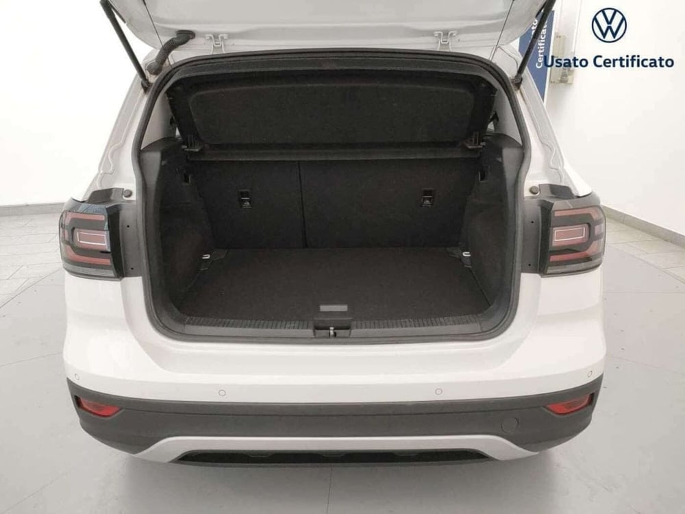 Volkswagen T-Cross usata a Varese (8)