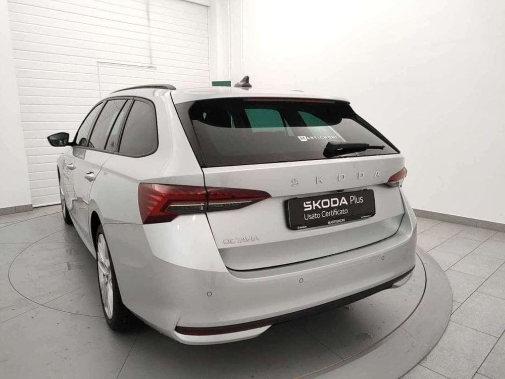 Skoda Octavia Station Wagon usata a Varese (8)