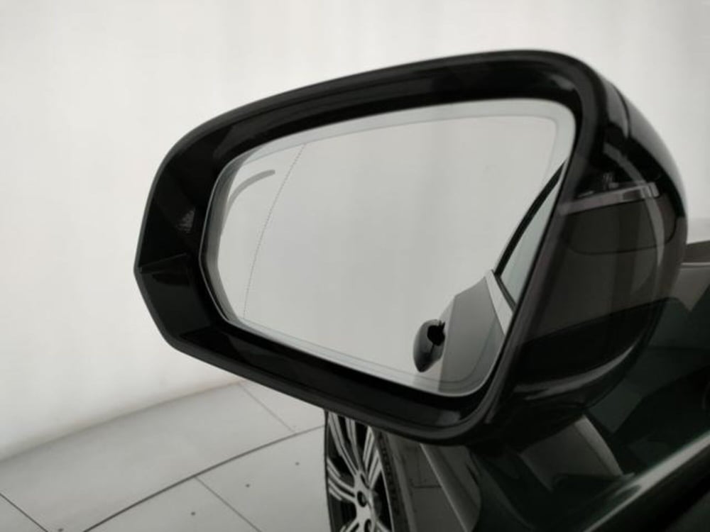 Volvo V90 nuova a Modena (13)
