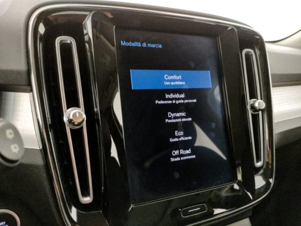 Volvo XC40 usata a Modena (20)