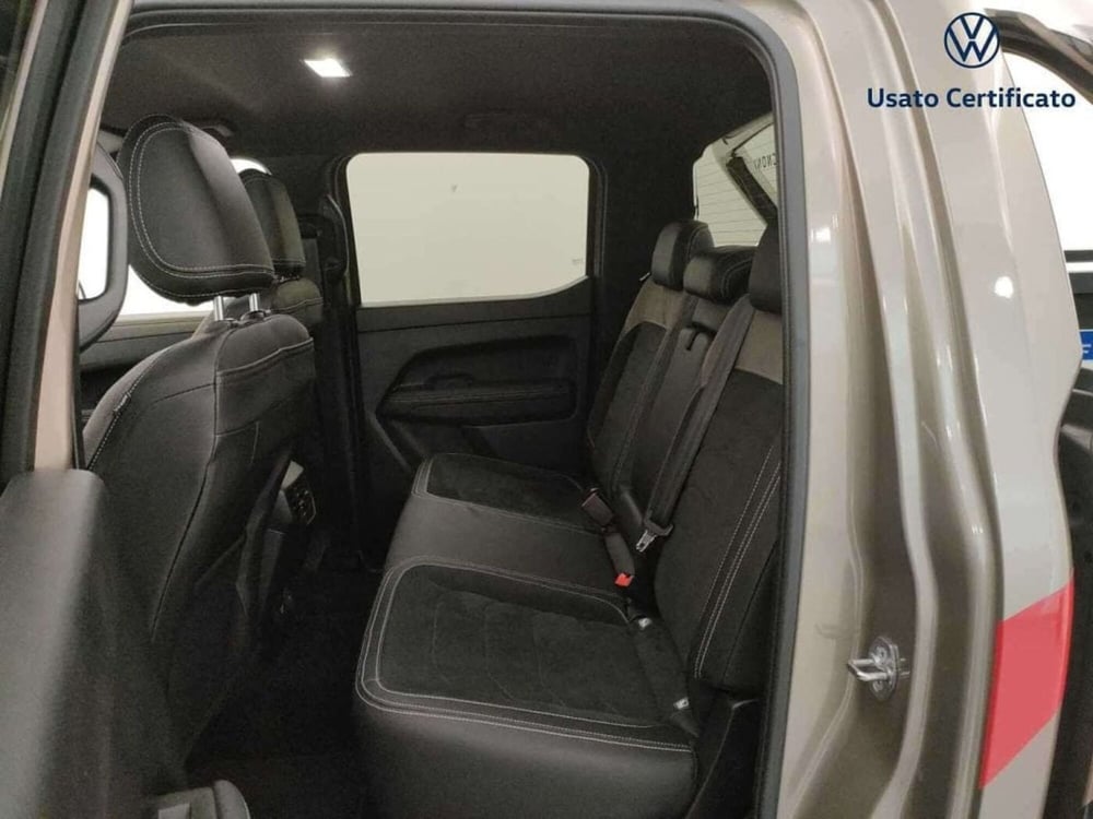 Volkswagen Amarok usata a Varese (12)