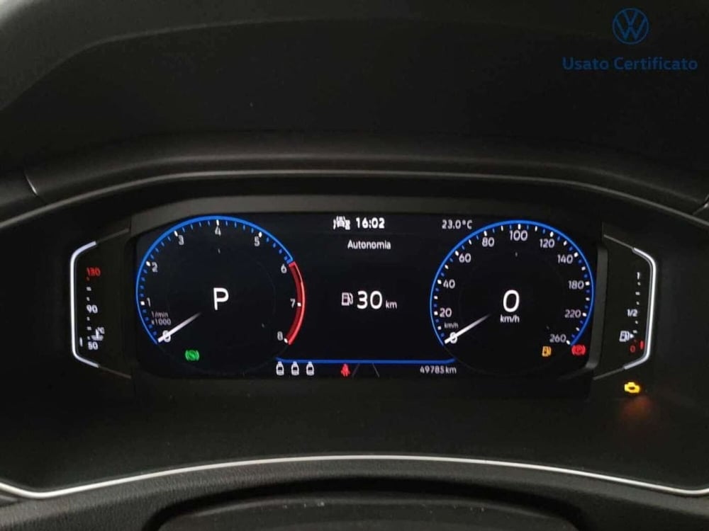 Volkswagen T-Roc usata a Varese (14)