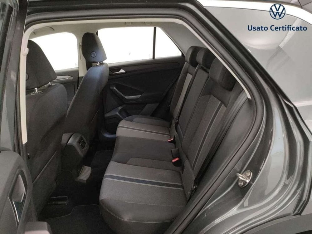 Volkswagen T-Roc usata a Varese (11)