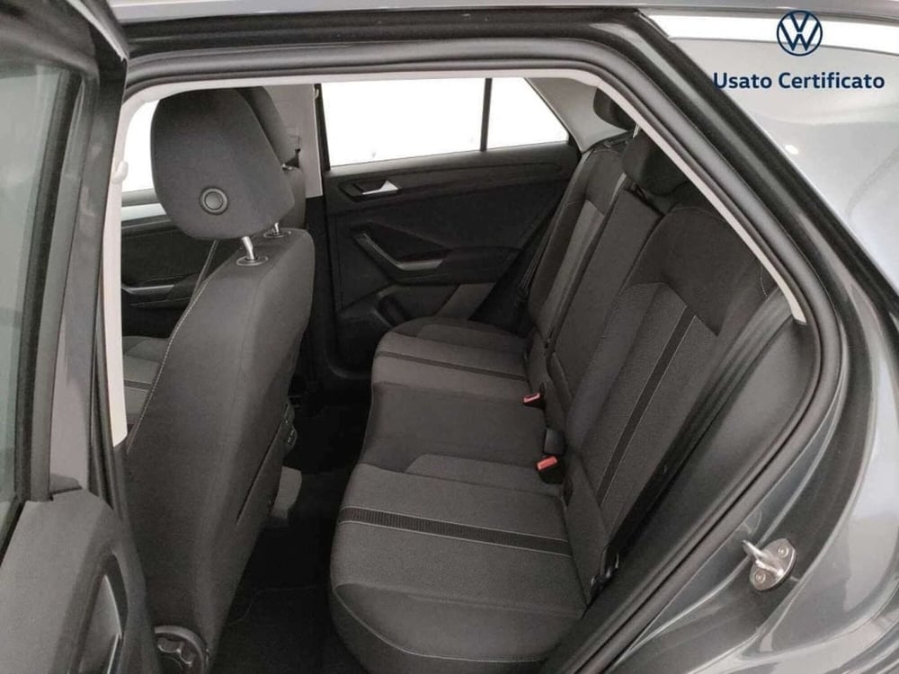 Volkswagen T-Roc usata a Varese (11)