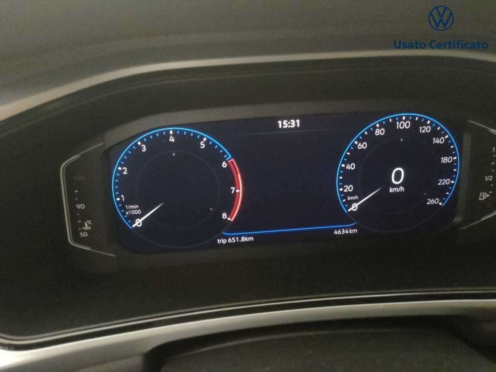 Volkswagen T-Roc usata a Varese (13)