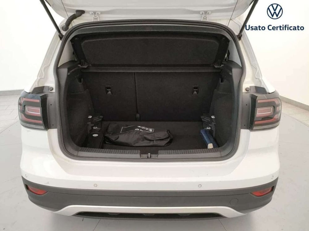 Volkswagen T-Cross usata a Varese (9)