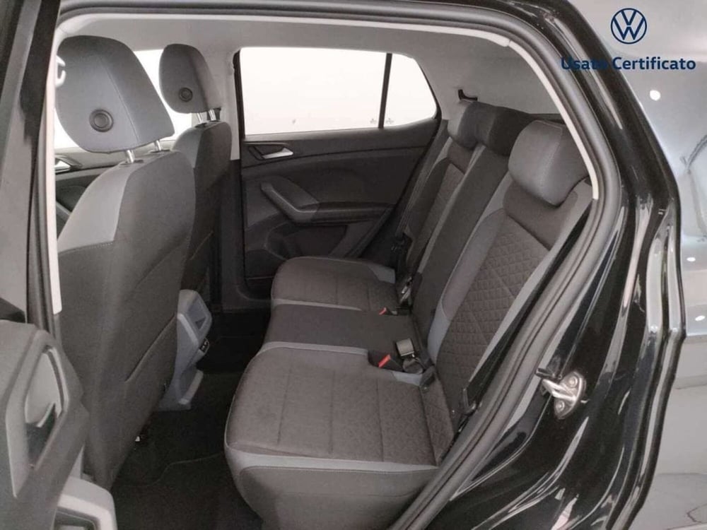 Volkswagen T-Cross usata a Varese (11)