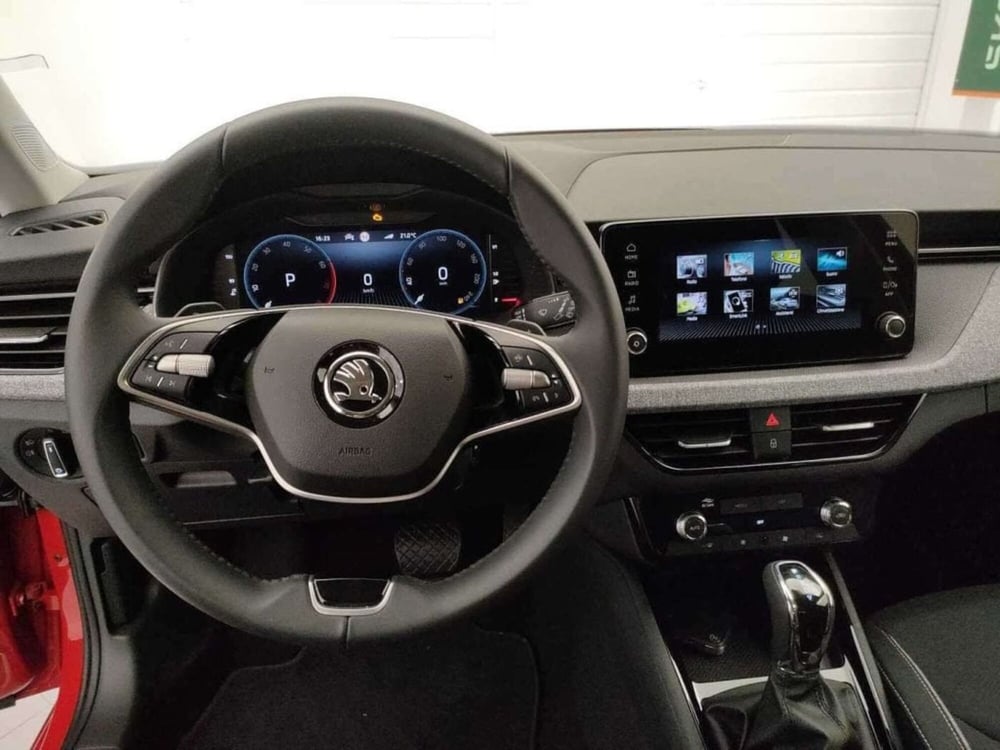 Skoda Kamiq usata a Varese (12)