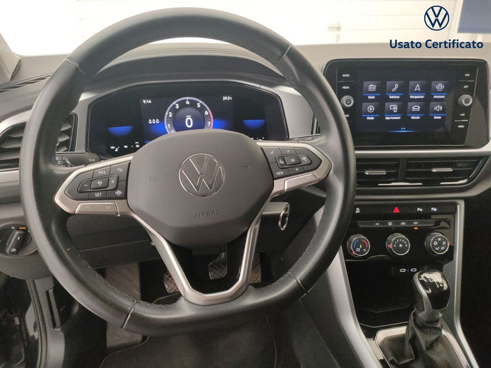 Volkswagen T-Roc usata a Varese (15)