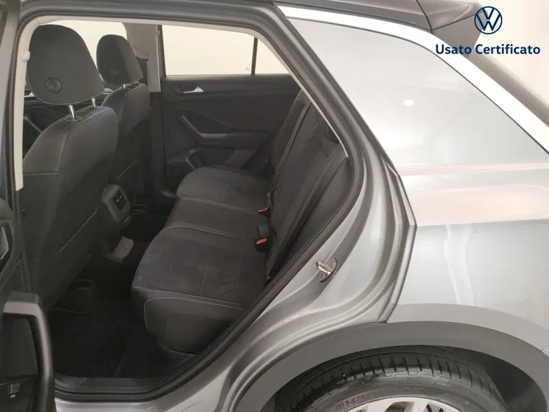 Volkswagen T-Roc usata a Varese (11)