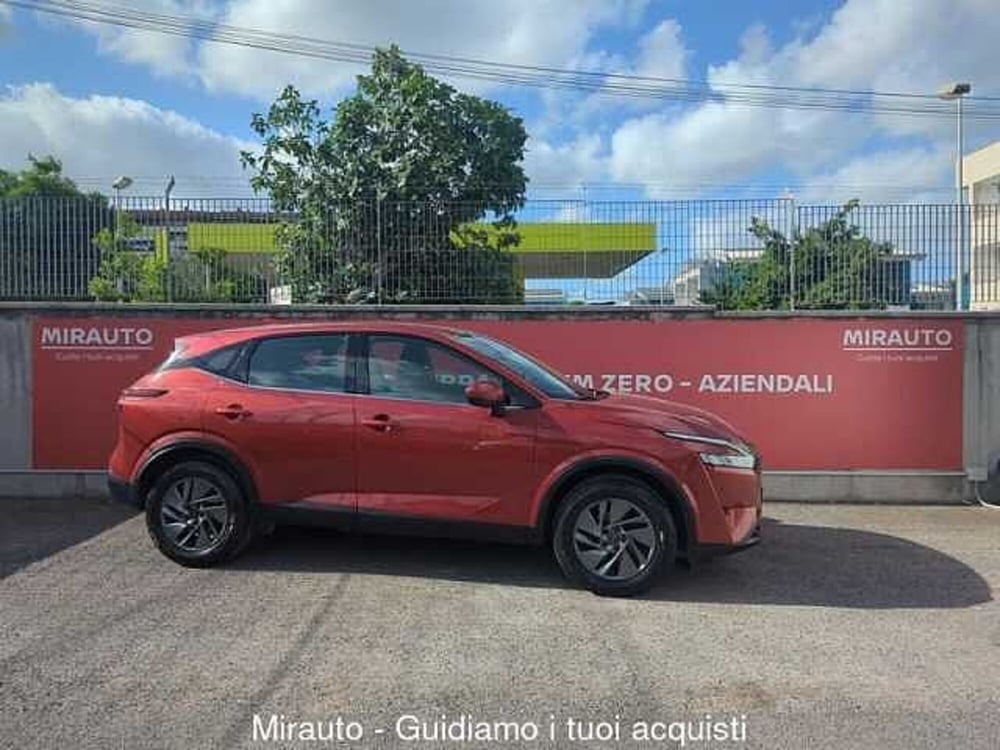 Nissan Qashqai usata a Roma