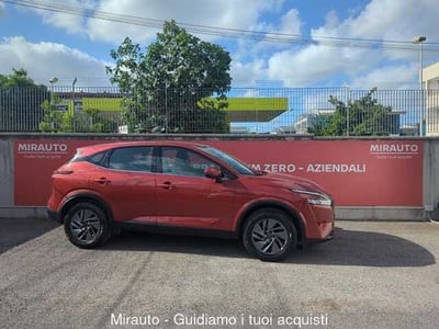 Nissan Qashqai 1.3 DIG-T 140 CV Acenta Premium del 2022 usata a Roma