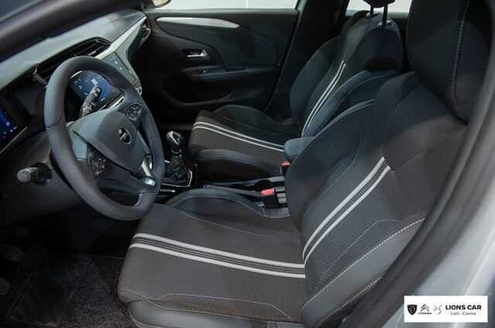 Opel Corsa nuova a Lodi (10)