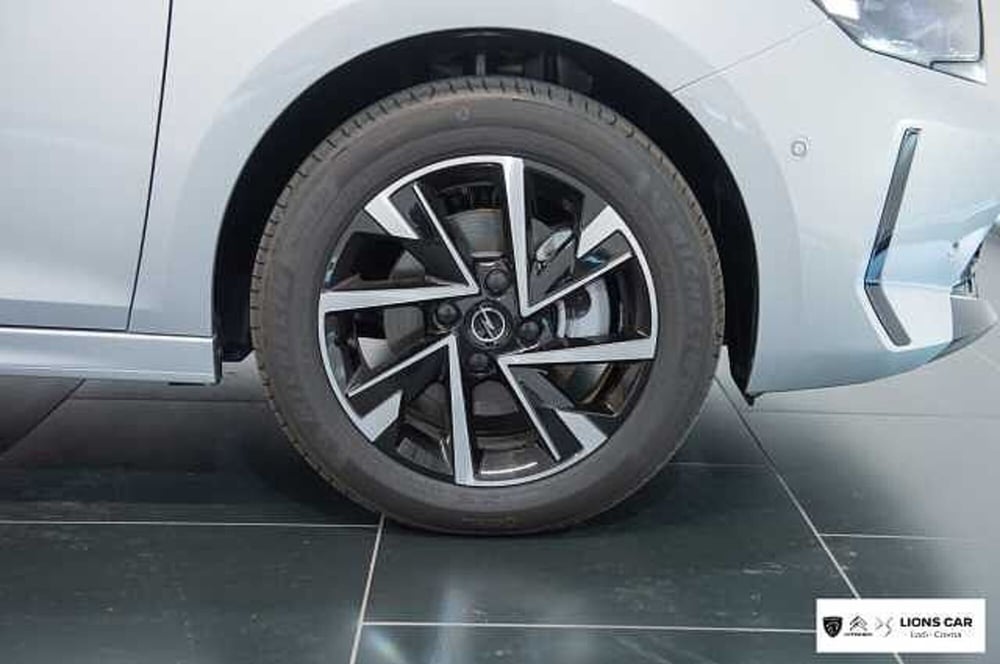 Opel Corsa nuova a Lodi (7)