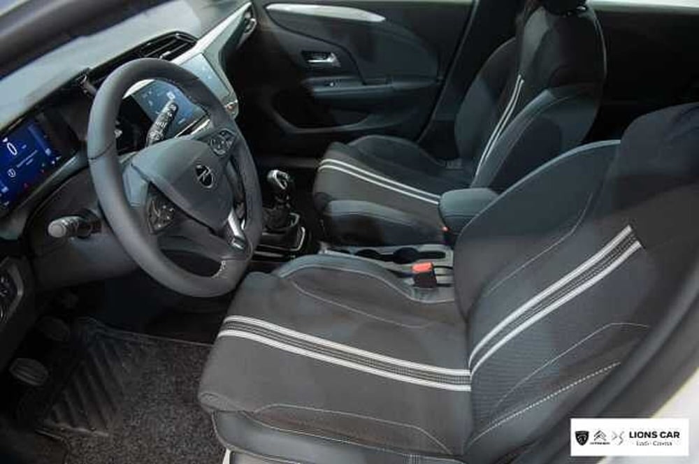 Opel Corsa nuova a Lodi (10)