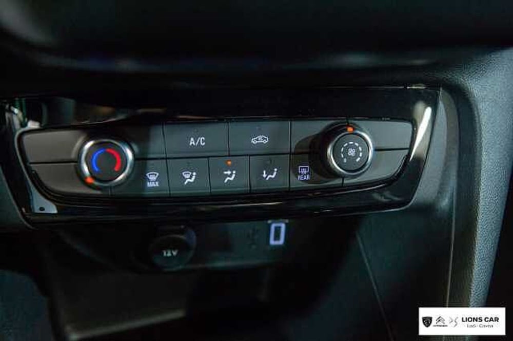 Opel Corsa nuova a Lodi (18)