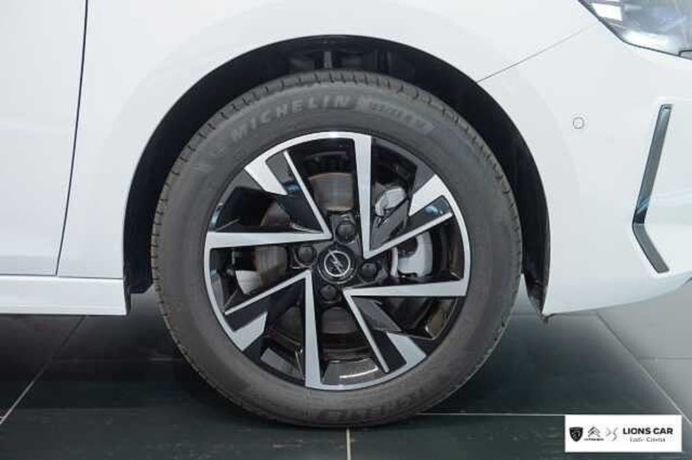Opel Corsa nuova a Lodi (7)