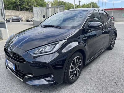 Toyota Yaris 1.5 5 porte Lounge del 2020 usata a Genova