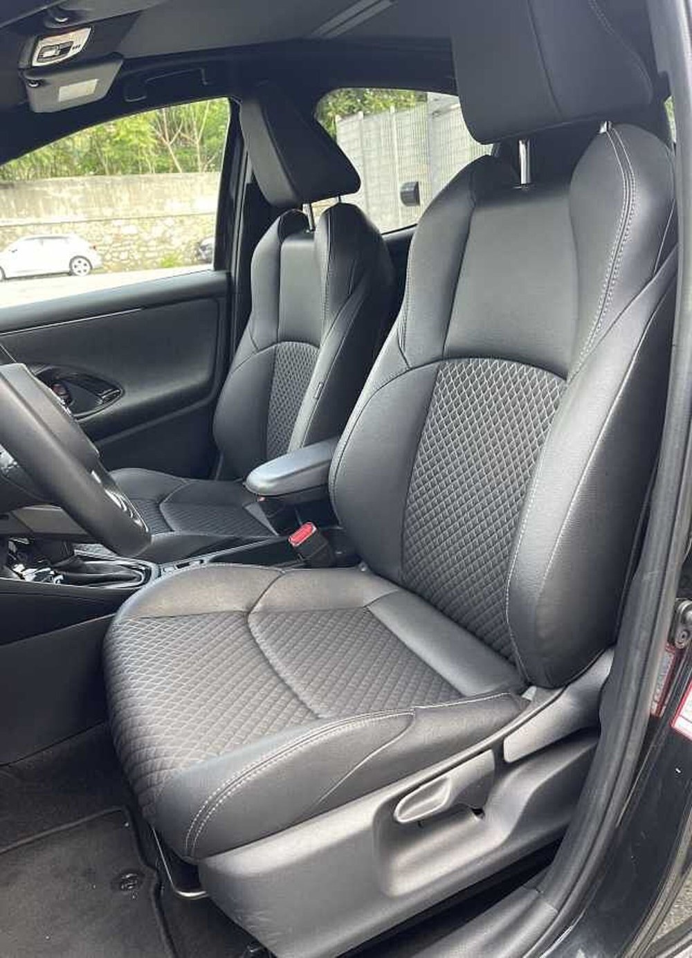 Toyota Yaris usata a Genova (7)