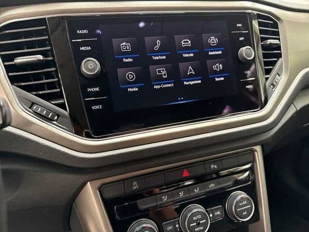 Volkswagen T-Roc usata a Napoli (18)