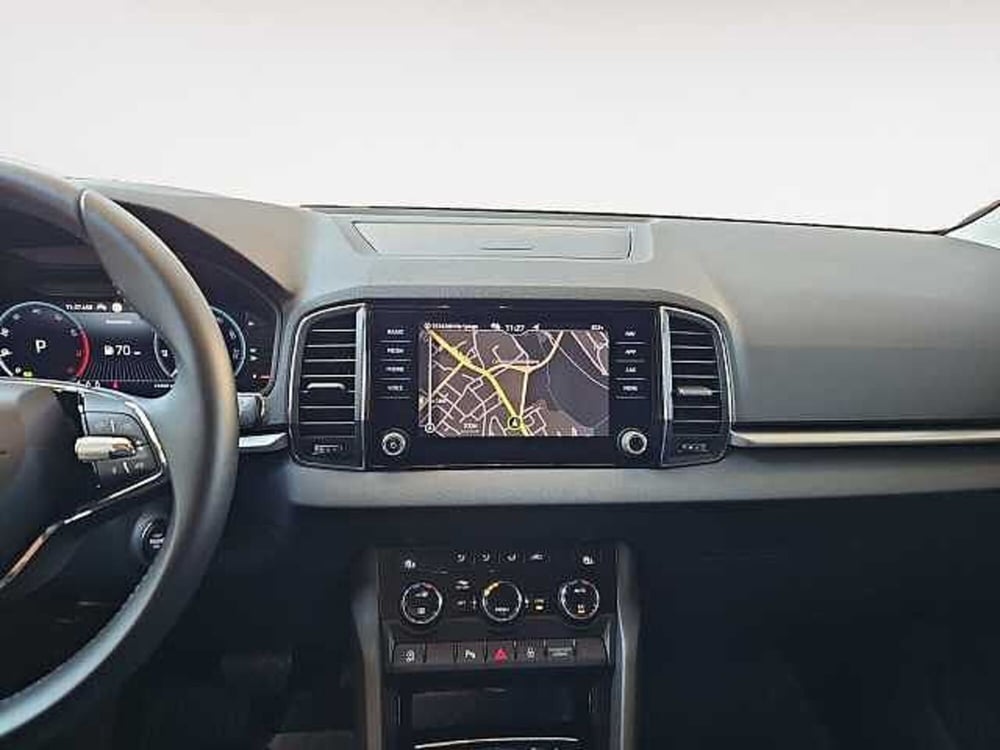 Skoda Karoq usata a Lecco (10)