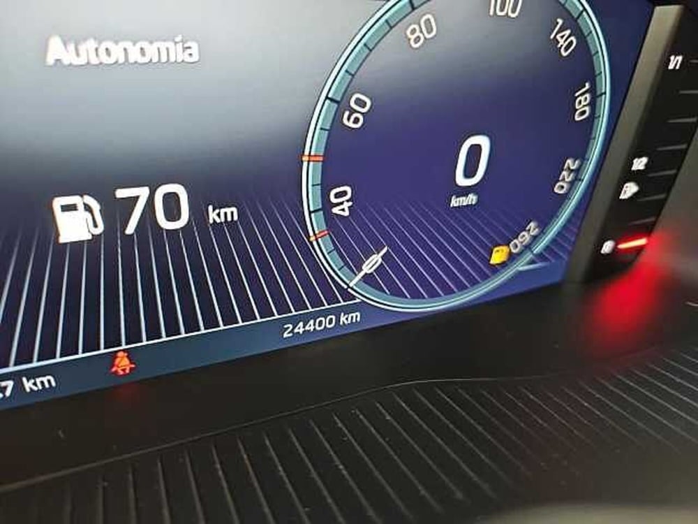Skoda Karoq usata a Lecco (16)