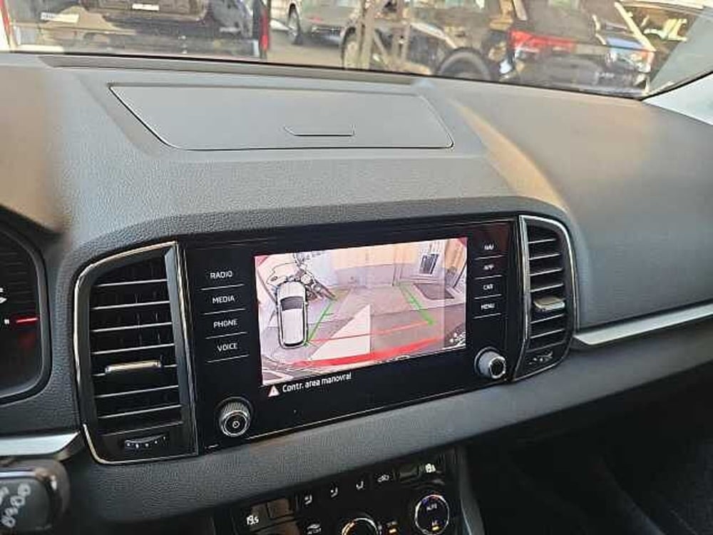 Skoda Karoq usata a Lecco (17)