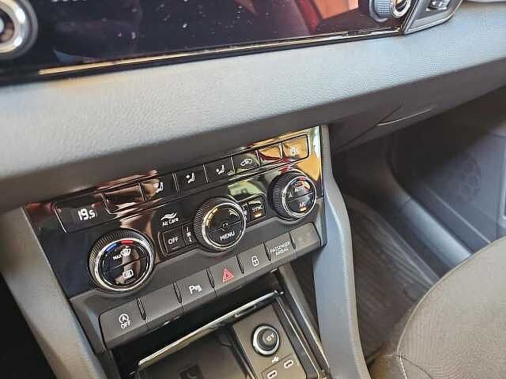 Skoda Karoq usata a Lecco (20)