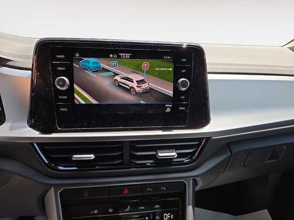 Volkswagen T-Roc nuova a Lecco (10)
