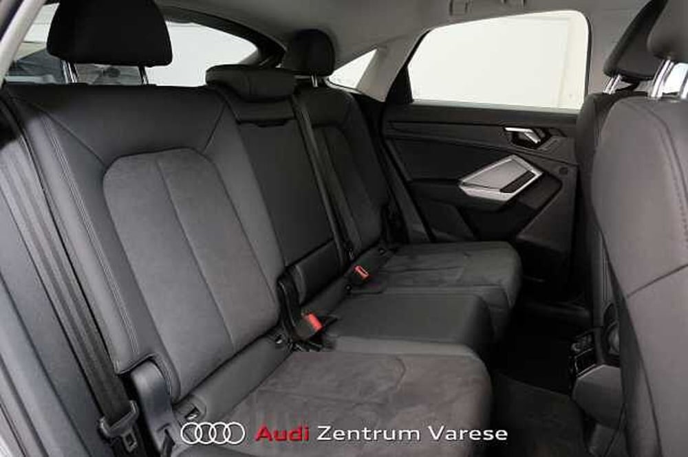Audi Q3 Sportback usata a Varese (8)
