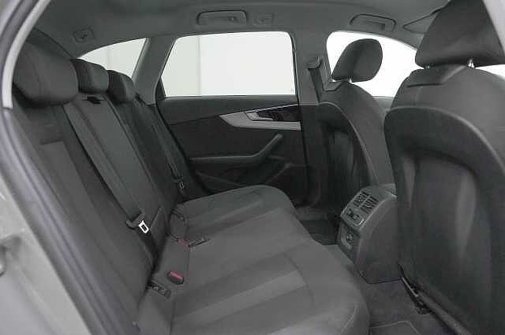 Audi A4 Avant usata a Como (9)
