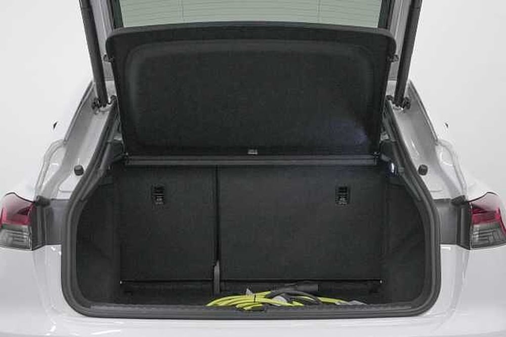 Audi Q4 Sportback usata a Como (10)