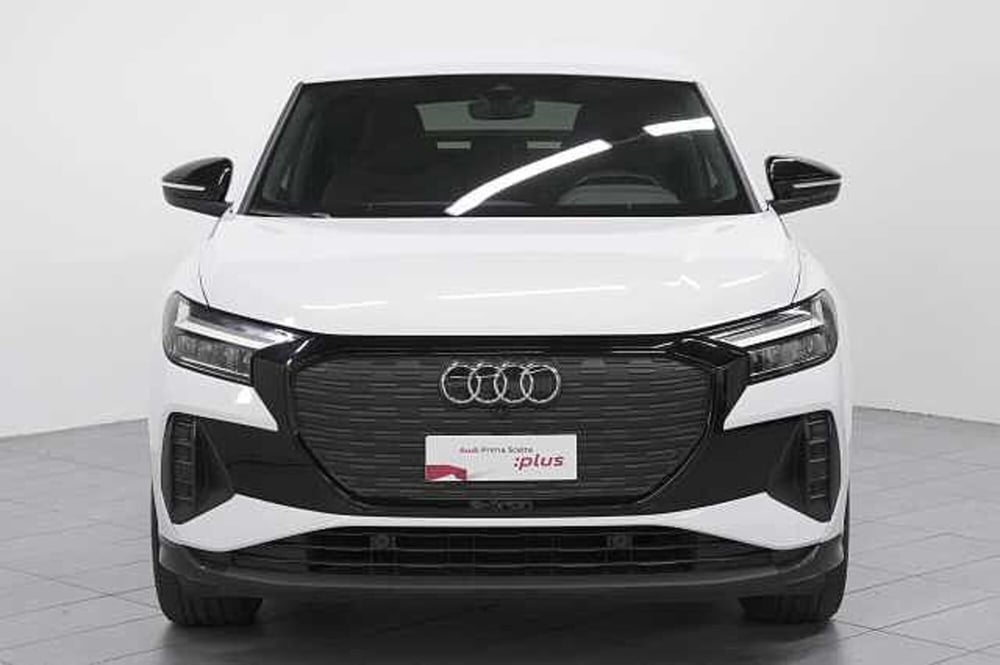 Audi Q4 Sportback usata a Como (2)
