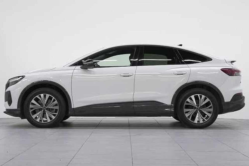 Audi Q4 Sportback usata a Como (3)