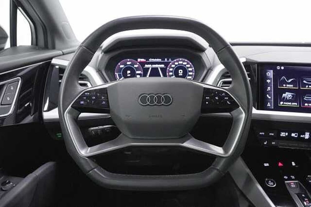 Audi Q4 Sportback usata a Como (6)