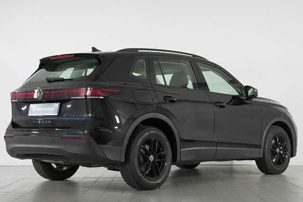 Volkswagen Tiguan usata a Como (4)