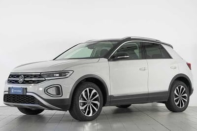 Volkswagen T-Roc 2.0 tdi Style 4motion 150cv dsg del 2022 usata a Lipomo