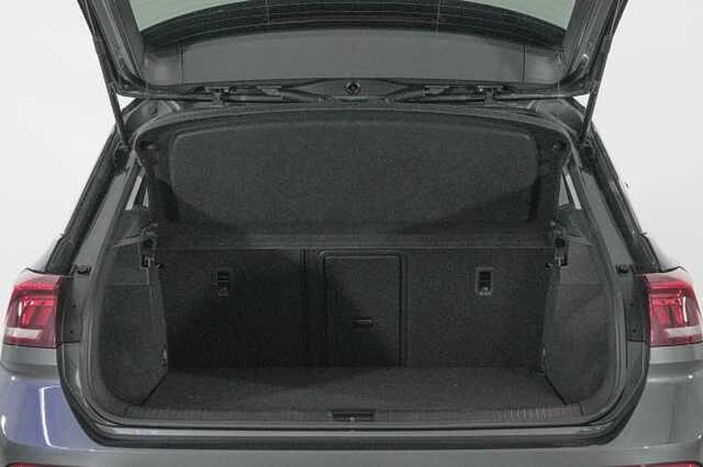 Volkswagen T-Roc usata a Como (8)
