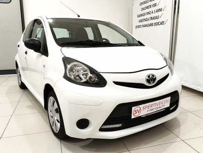 Toyota Aygo 1.0 12V VVT-i 5 porte Active Connect del 2013 usata a Maglie